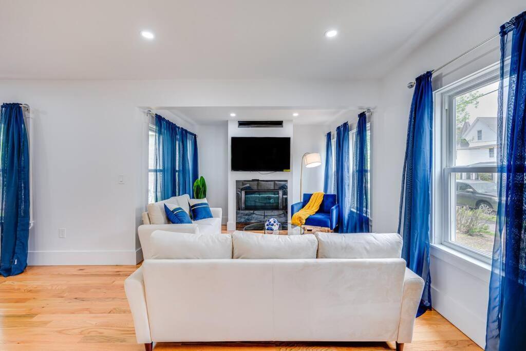 Milton Modern Red Door Haven +5Mins To Boston 아파트 외부 사진